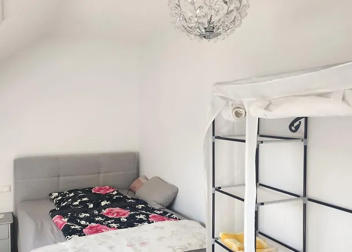 Ferienwohnung דירה